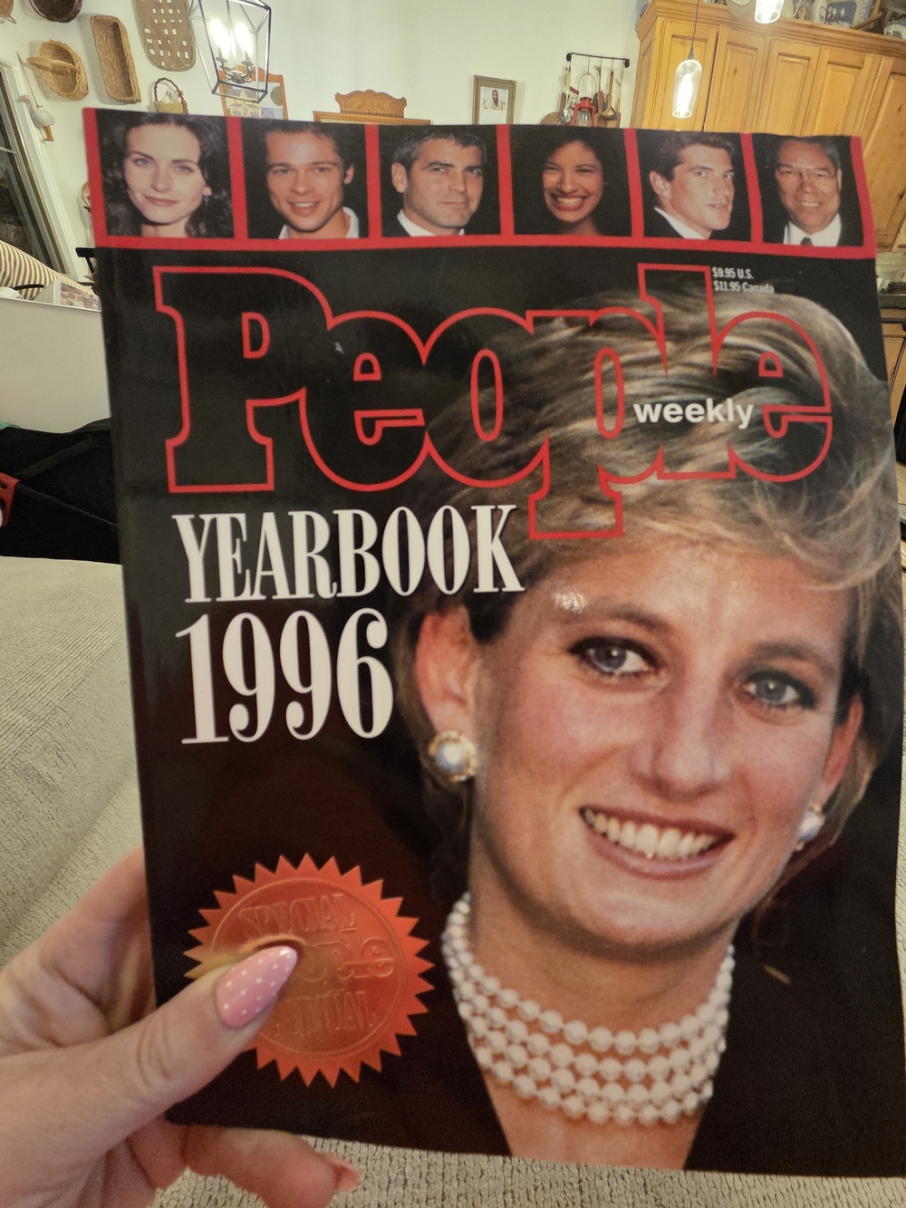 People Weekly Yearbook 1996 Magazine - Black & Red Cover